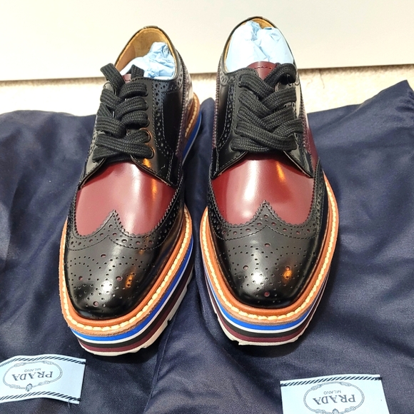 Prada Burgundy Black Platform Brogue Trim Oxford, size EUR 34.5, US 4.5 - Picture 2 of 8